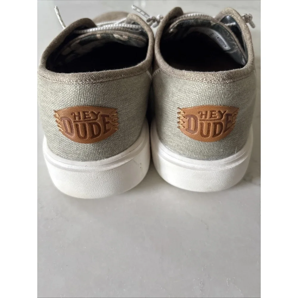 Hey Dude Wally Cody M Craft Tan Slip-On Men's 7 Women's 9 Boat Shoes Sneakers